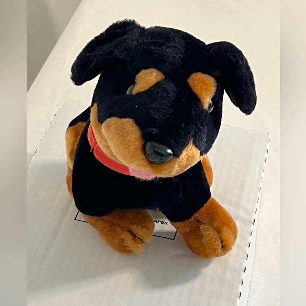 Rhode Island Novelty Black and Brown Rottweiler Dog Plush 8” X 5” Vintage‎ EUC